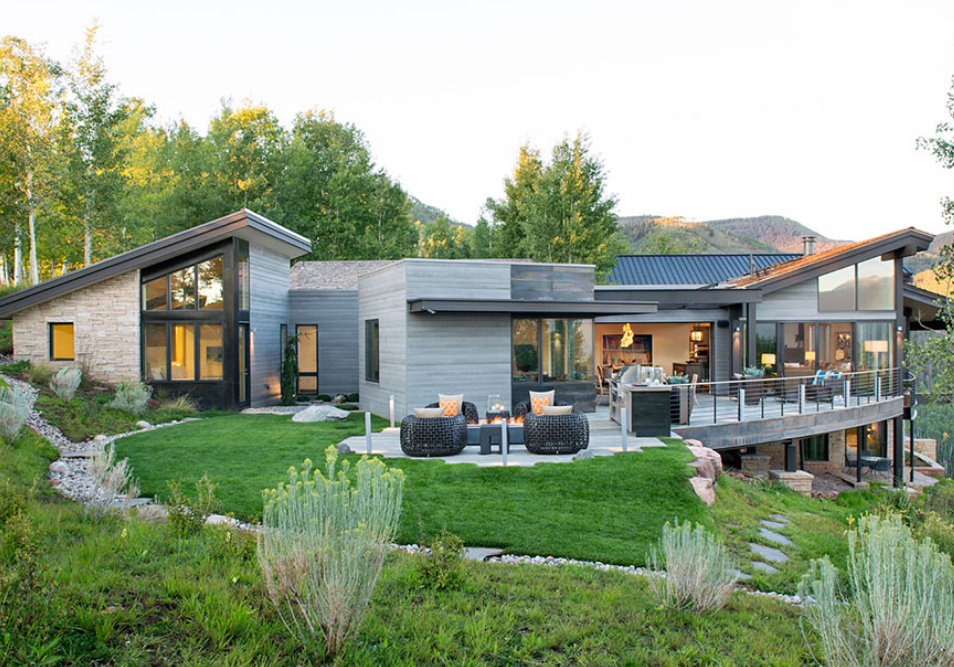 5 Tips for Building A Modern Mountain House - KH Webb Architects, PC