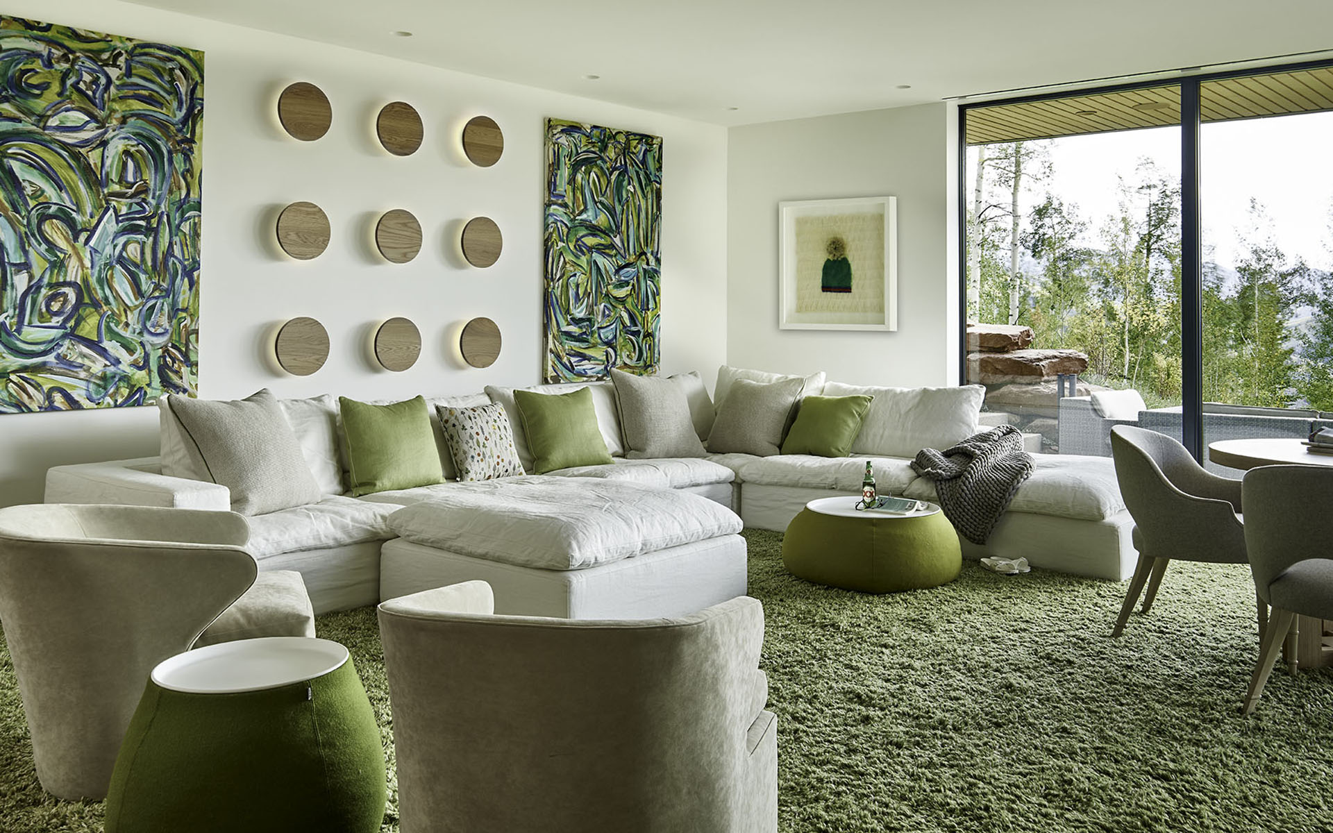 Wildrose - living room