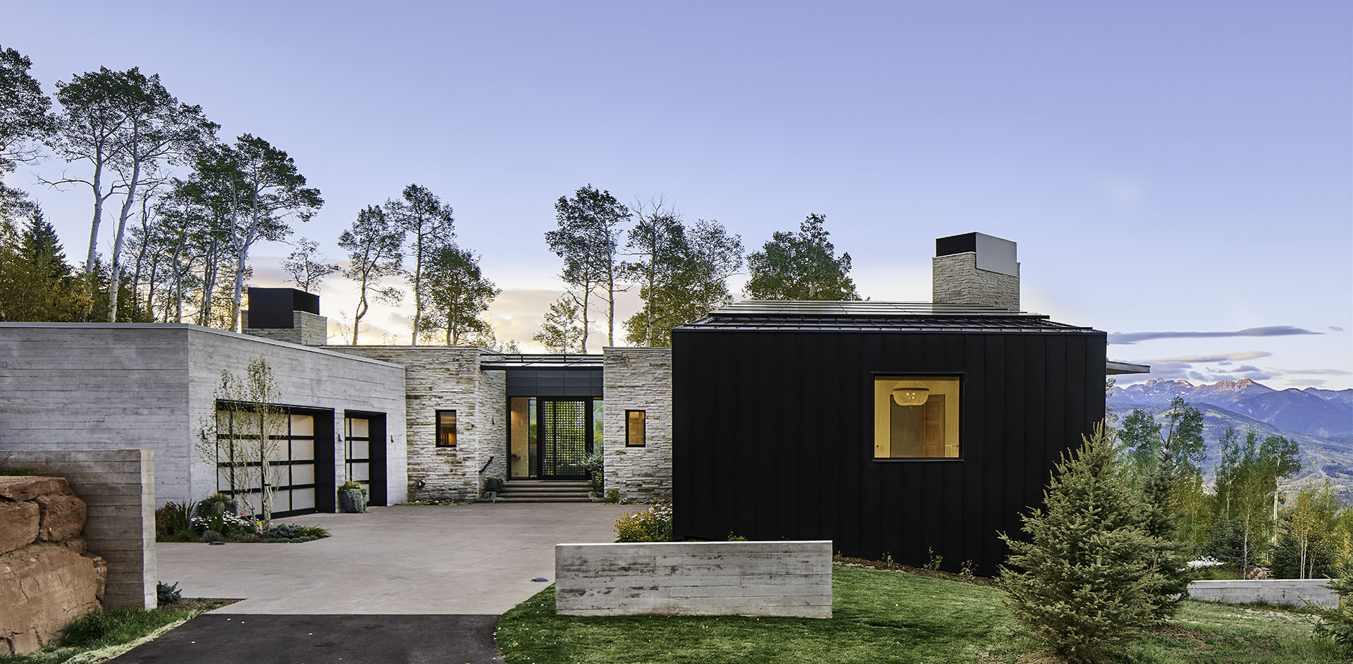 5 Tips for Building A Modern Mountain House - KH Webb Architects, PC